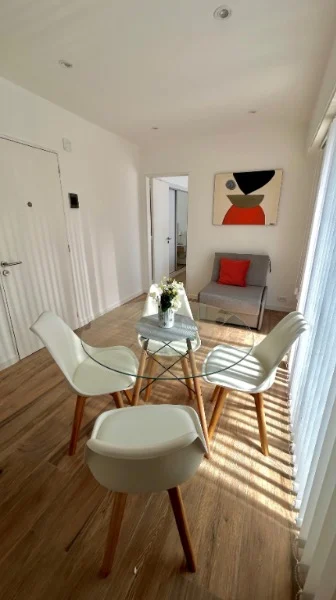 Departamentos, pisos y semipisos en Venta — Las Heras 2400
