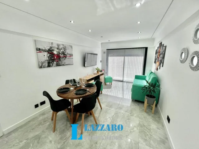 Departamentos, pisos y semipisos en Venta — Brown 2300