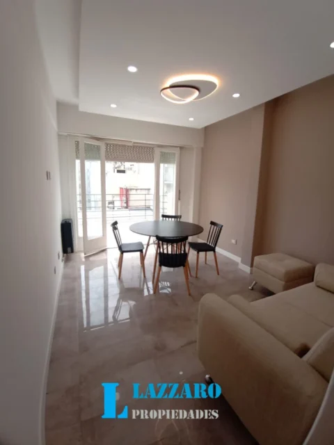 Departamentos, pisos y semipisos en Venta — Moreno 2300