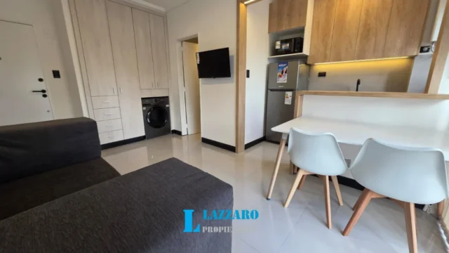 Departamentos, pisos y semipisos en Venta — Moreno 2200