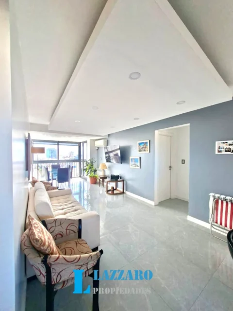 Departamentos, pisos y semipisos en Venta — Colon 1500