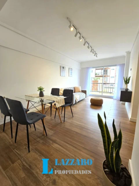 Departamentos, pisos y semipisos en Venta — Corrientes 2400