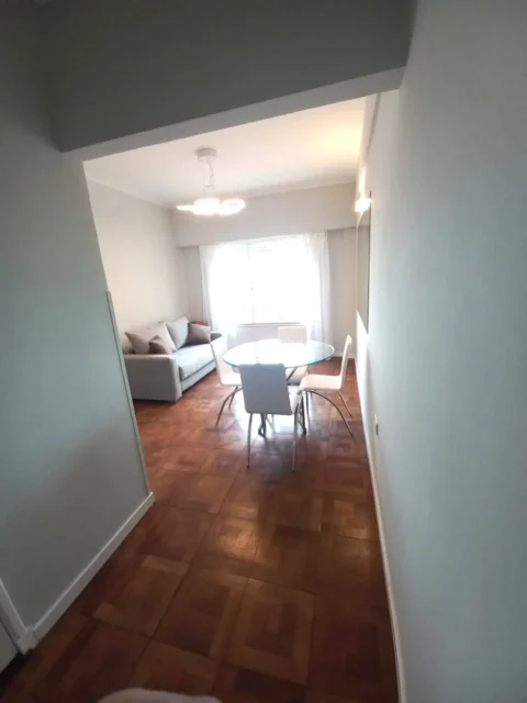 Departamentos, pisos y semipisos en Venta — 9 de julio 2400