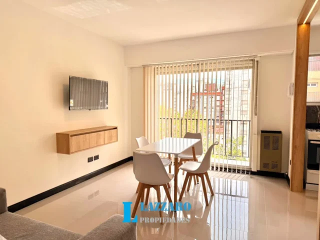 Departamentos, pisos y semipisos en Venta — Moreno 2400