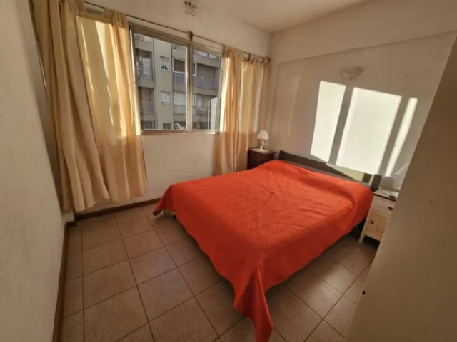 Departamentos, pisos y semipisos en Venta — Moreno y Córdoba