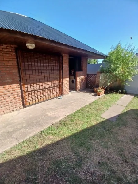 Casas, chalets en Venta — DON BOSCO 100