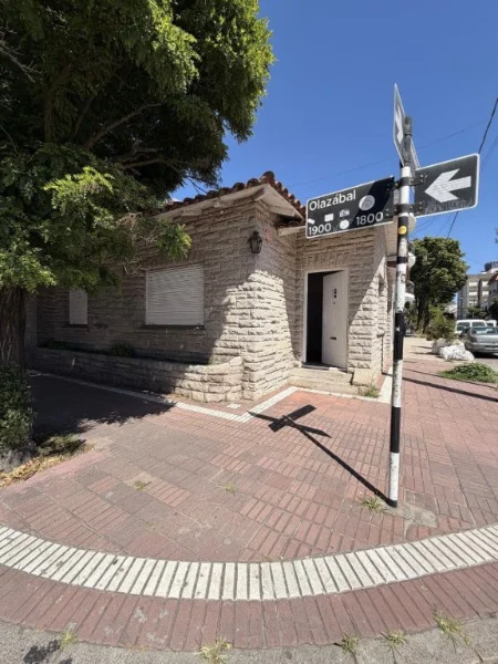 Casas, chalets en Venta — RIVADAVIA 4100