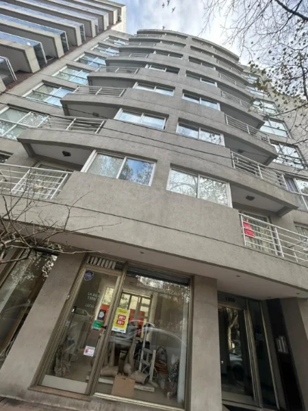 Departamentos, pisos y semipisos en Venta — La Rioja 1309