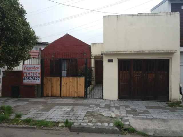 Casas, chalets en Venta — RAWSON 3847