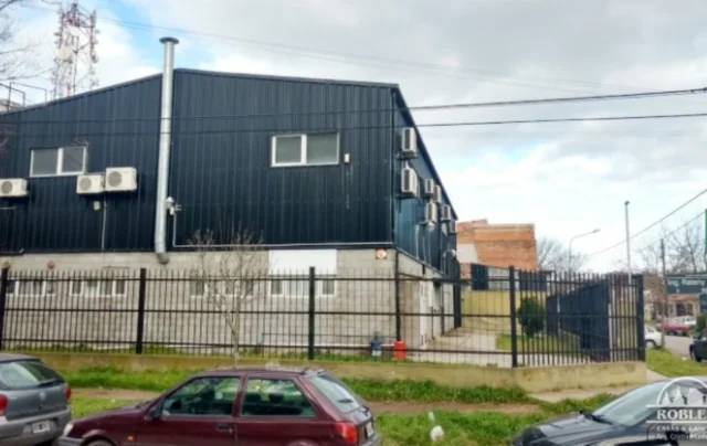 Galpones en Venta — SOLIS Y RATERY