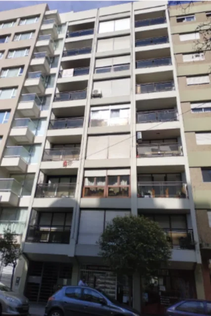 Departamentos, pisos y semipisos en Venta — BOLIVAR 2500