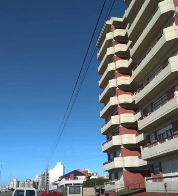 Departamentos, pisos y semipisos en Venta — FELIX U CAMET 1600