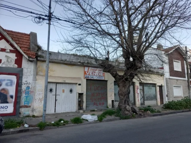 Lotes y terrenos en Venta — 3 FEBRERO 3400