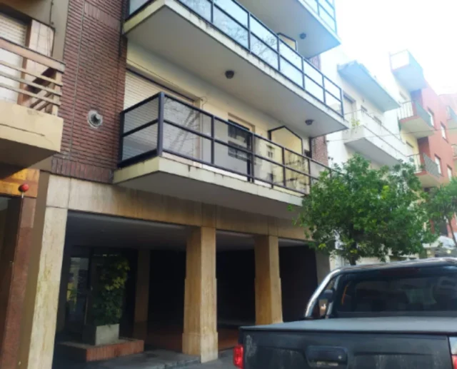 Departamentos, pisos y semipisos en Venta — CATAMARCA 1200