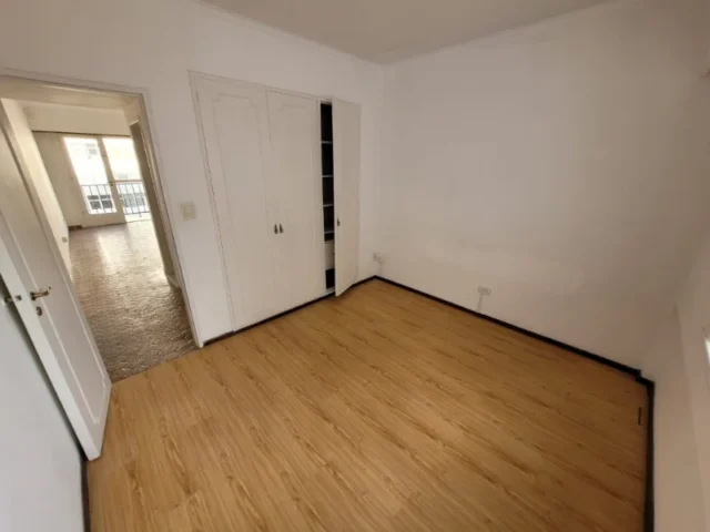 Departamentos, pisos y semipisos en Venta — Av Colon y Catamarca