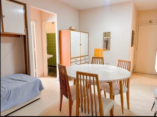Departamentos, pisos y semipisos en Venta — Las Heras y Brown