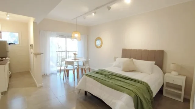 Departamentos, pisos y semipisos en Venta — Moreno y San Luis