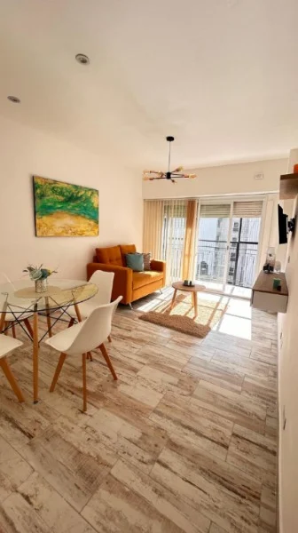 Departamentos, pisos y semipisos en Venta — Santa Fe y Rivadavia