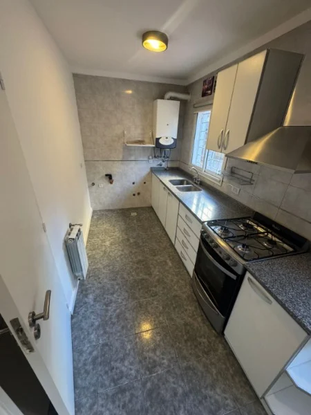 Departamentos, pisos y semipisos en Venta — 9 de Julio y Catamarca
