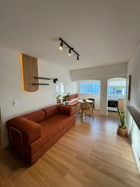 Departamentos, pisos y semipisos en Venta — Mitre y  Belgrano