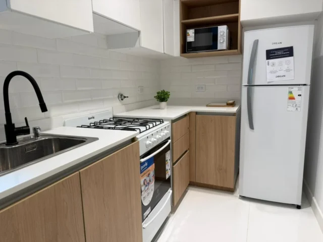 Departamentos, pisos y semipisos en Venta — Sarmiento y Falucho