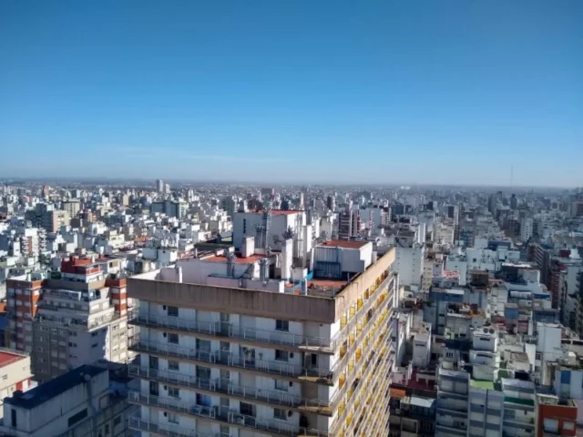 Departamentos, pisos y semipisos en Alquiler — Bolivar 2100