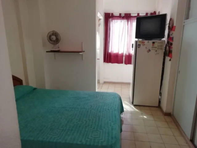Departamentos, pisos y semipisos en Alquiler Temporario — sarmiento y alberti