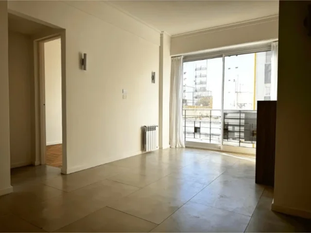 Departamentos, pisos y semipisos en Venta — Tucumán 2621