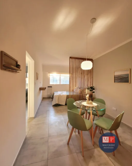 Departamentos, pisos y semipisos en Venta — Sarmiento 2280