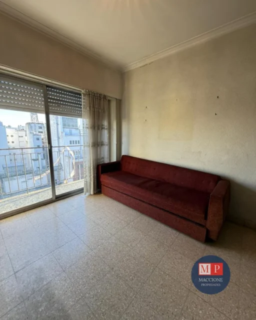 Departamentos, pisos y semipisos en Venta — Colón 2535
