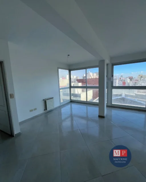 Departamentos, pisos y semipisos en Venta — Chacabuco 3241