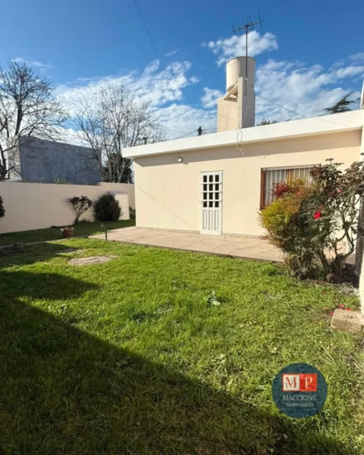 Casas, chalets en Venta — San Salvador 9212