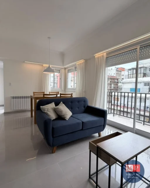 Departamentos, pisos y semipisos en Venta — Entre Rios 2111