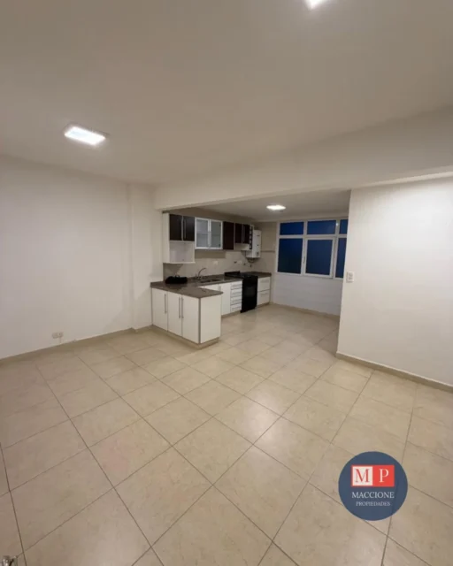 Departamentos, pisos y semipisos en Venta — Tucumán 2455