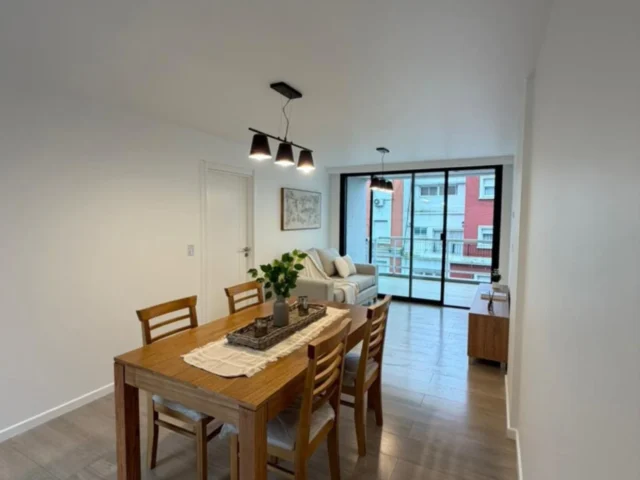 Departamentos, pisos y semipisos en Venta — Moreno 2148