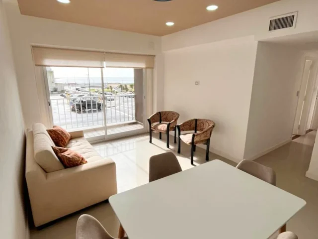 Departamentos, pisos y semipisos en Venta — Entre Rios 1601