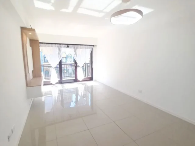 Departamentos, pisos y semipisos en Venta — Bolivar 2580