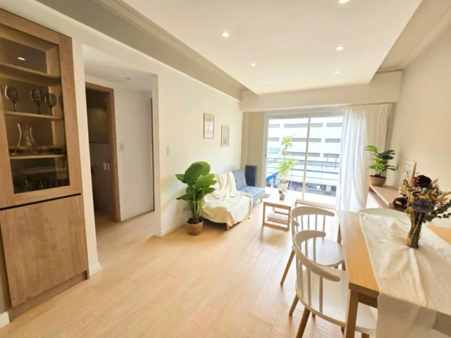 Departamentos, pisos y semipisos en Venta — Brown 2420
