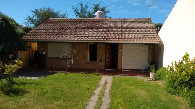 Casas, chalets en Venta — Los cipreses 400