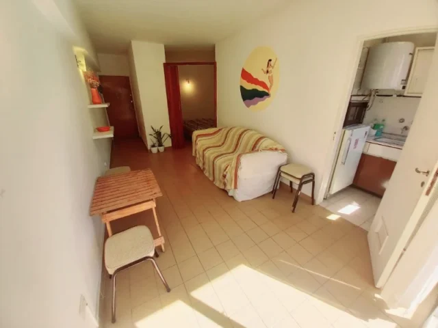 Departamentos, pisos y semipisos en Alquiler Temporario — Belgrano 2300