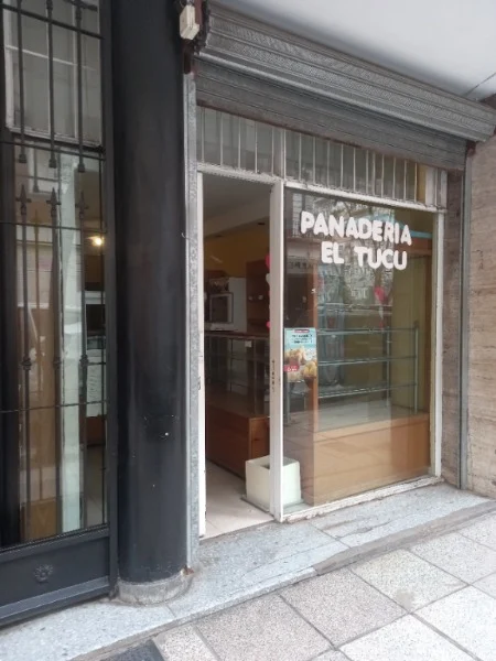 Locales en Venta — Moreno 2300