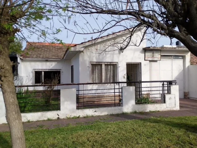 Casas, chalets en Venta — PELAYO 2046