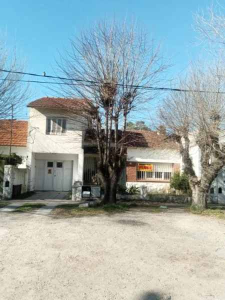 Casas, chalets en Venta — PEDRAZA 2032