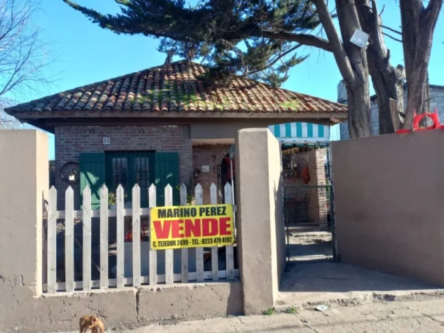 Casas, chalets en Venta — SEVILLA 1562