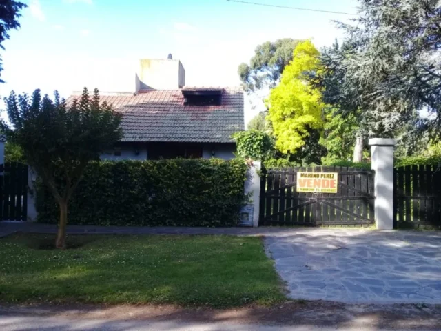 Casas, chalets en Venta — Mansilla 5363