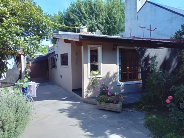 Casas, chalets en Venta — Millan 2309