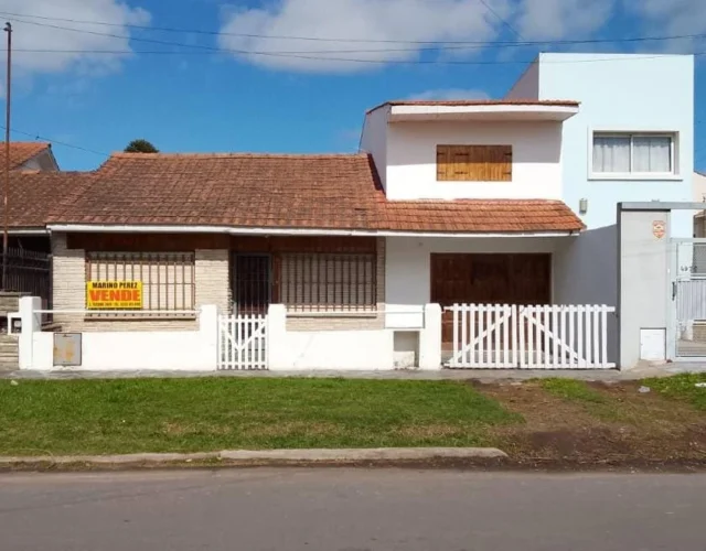Casas, chalets en Venta — Chapeaurouge 4960