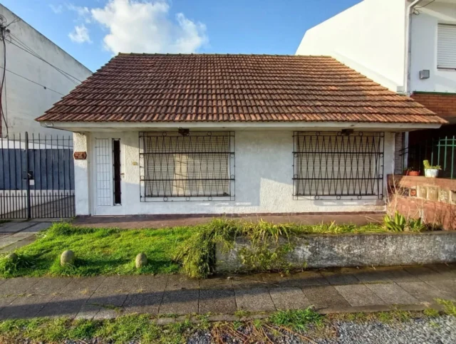 Casas, chalets en Venta — Alice 5237