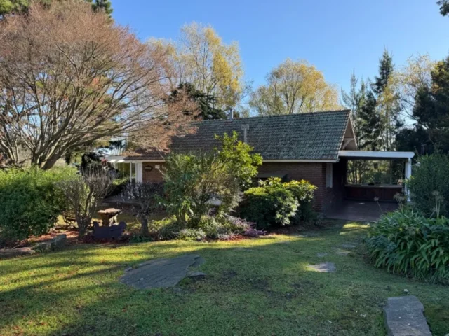 Casas, chalets en Venta — Ángela 327