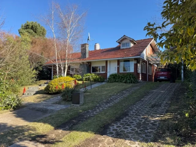 Casas, chalets en Venta — Luciano 388